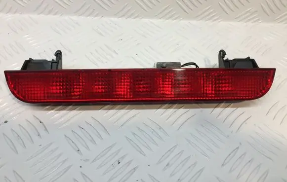 Nissan X-Trail T30 Third/center stoplight