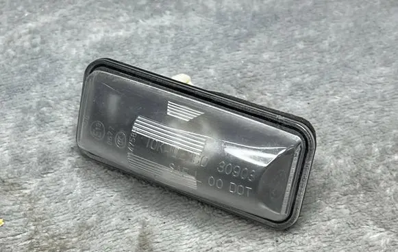 Subaru Legacy Spotlight C868 84912FG110
