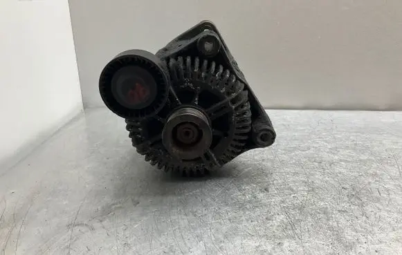 BMW 5 E60 E61 Generator/alternator 7524972 704030063 TG17C021