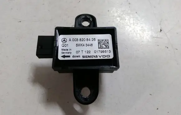 Mercedes-Benz S W221 Airbag deployment crash/impact sensor A0038208426