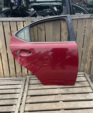 Lexus IS 220D-250-350 Rear door