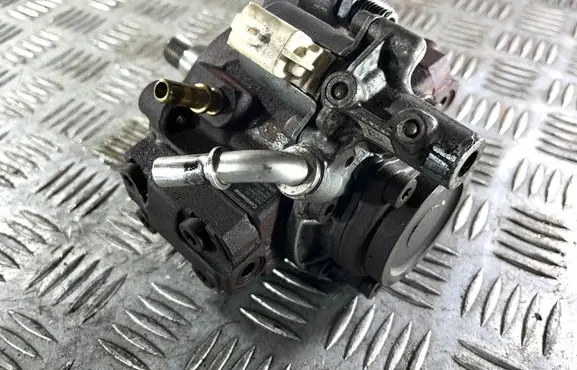 Volvo V60 Fuel injection high pressure pump 9676289780 A2C53384062