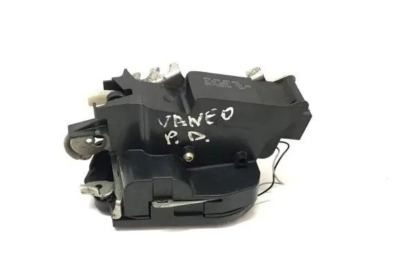 Mercedes-Benz Vaneo W414 Front door lock 456204003002 A4147201135