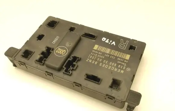 Mercedes-Benz Vito Viano W639 Door control unit/module 6399003000