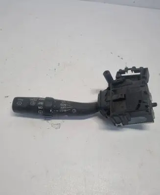 Toyota Avensis T250 Wiper control stalk 173654