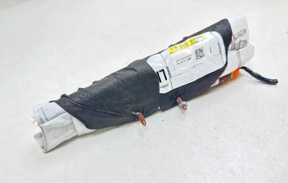 Ford Fusion II Passenger airbag DG935411D11AE 624758701 VV954G9905U