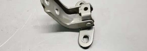 KIA Sportage Front door upper hinge A046057 793202H000