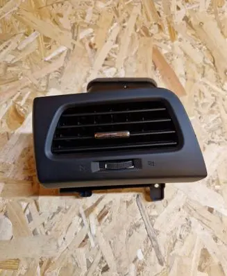 Honda CR-V Dashboard side air vent grill/cover trim 77620TA0A01021