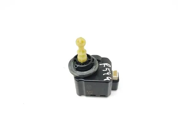 Headlight level adjustment motor
