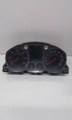 Volkswagen PASSAT B6 Speedometer (instrument cluster) A2C53194181