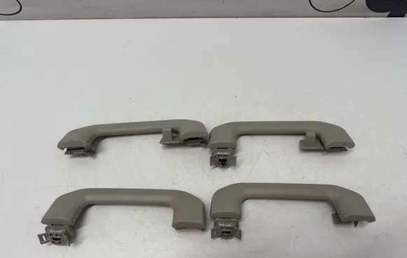 Volvo XC60 A set of handles for the ceiling 