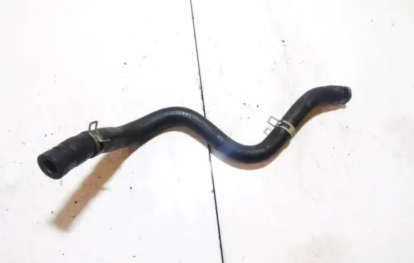 Nissan X-Trail T30 Engine coolant pipe/hose