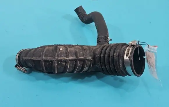 Nissan Juke I F15 Intercooler hose/pipe 144638449R IMPRK1451498