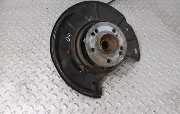 Mercedes-Benz CL C215 Rear wheel hub A2203508408 2203508408 A2203570208