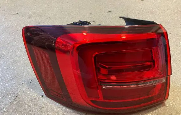 Volkswagen Jetta VI Rear/tail lights 5C6945207E