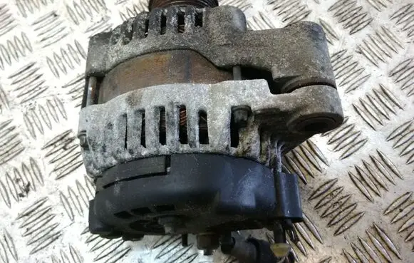 Opel Insignia A Generator/alternator 13502583