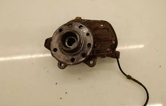 Opel Combo C Front wheel hub 
