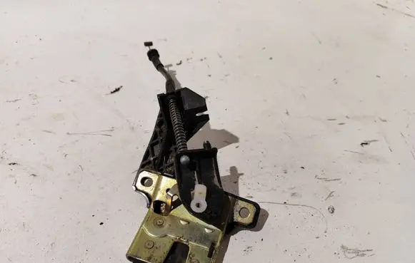 Audi A4 S4 B7 8E 8H Tailgate/trunk/boot lock/catch/latch 8E5827505B