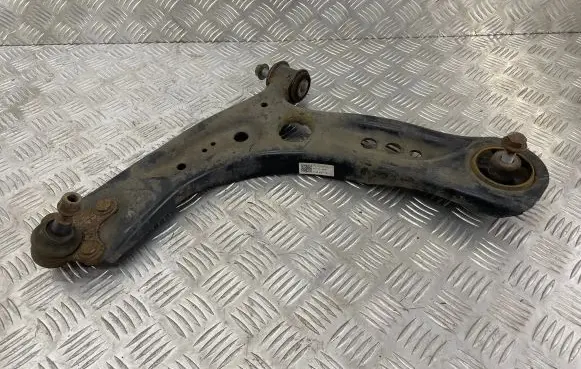 Volkswagen Golf VII Front lower control arm/wishbone 5Q0407151J 2811140954 642VWA2ELT2LL