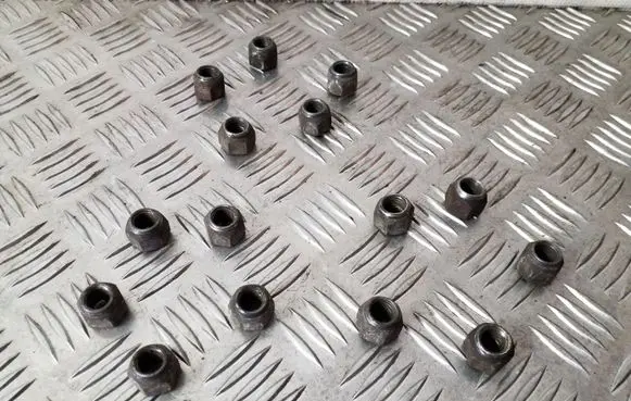 Ford Focus Nuts/bolts 
