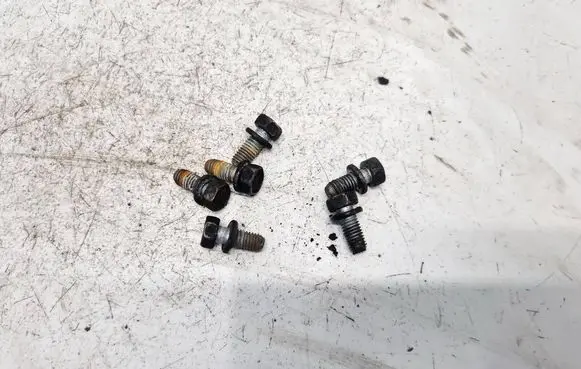 KIA Optima Nuts/bolts 