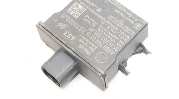 Mercedes-Benz CLA C118 X118 Tire pressure sensor A0009000316