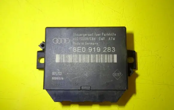Audi A6 S6 C5 4B Parking PDC control unit/module 8E0919283