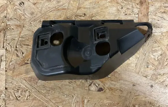 Volvo V50 Front bumper mounting bracket 31265397 RJ8A