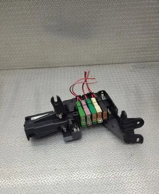 Mercedes-Benz ML W166 Fuse module A0009820123 A1665402150
