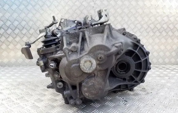 Manual 6 speed gearbox