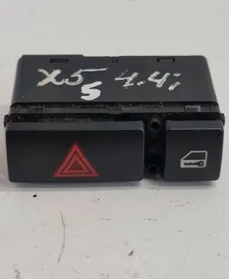 BMW X5 E53 Hazard light switch 8368920