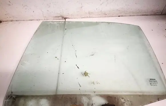 Nissan Primera Rear door window glass as2
