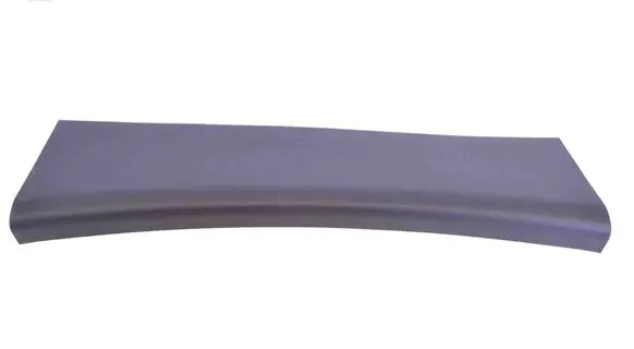 Tailgate trim
