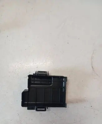 Volvo S60 Fuse box cover 31300188