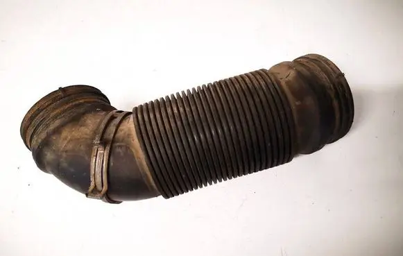 Volkswagen Golf Plus Air intake hose/pipe 1K0129684B