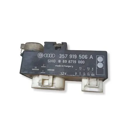 Volkswagen PASSAT B4 Coolant fan relay 357919506A 898719000