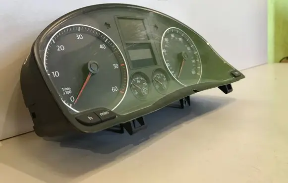 Volkswagen Golf Plus Speedometer (instrument cluster) A2C53023102 A2C53025660