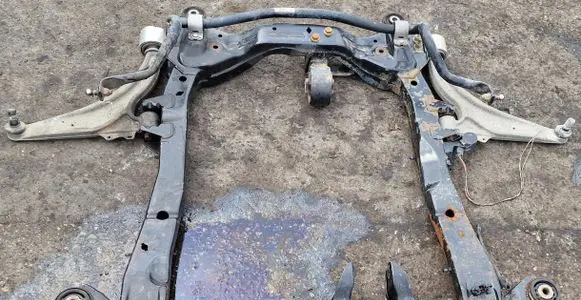 Opel Astra J Front subframe