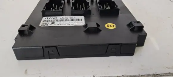 Opel Insignia A Comfort/convenience module 1K0937085D