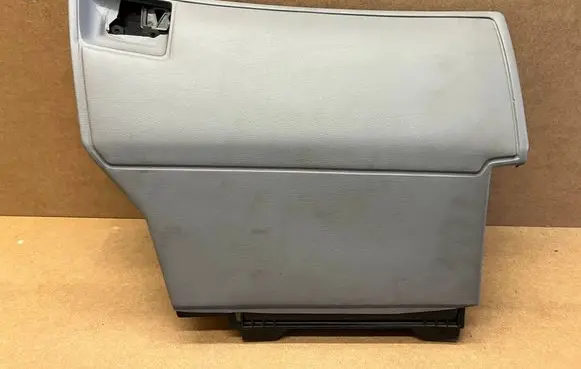 BMW 7 E32 Glove box 51168111486