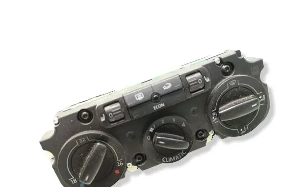Volkswagen Golf Plus Climate control unit 537011CF