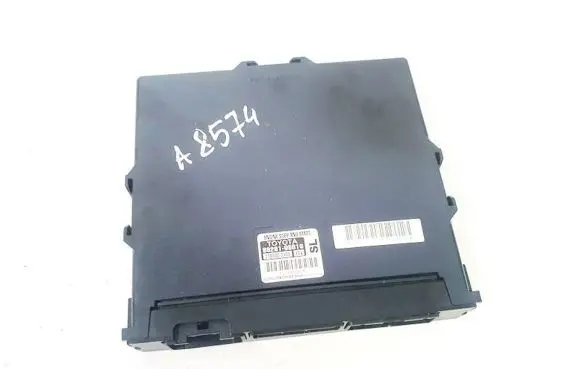 Toyota Avensis T270 Other control units/modules 8926105010 89261-05010