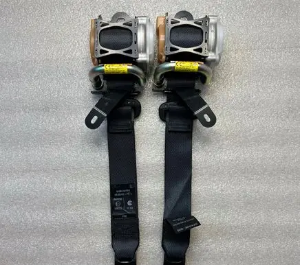 Suzuki Vitara (LY) Rear seatbelt 8498054PA4 8496054PA4