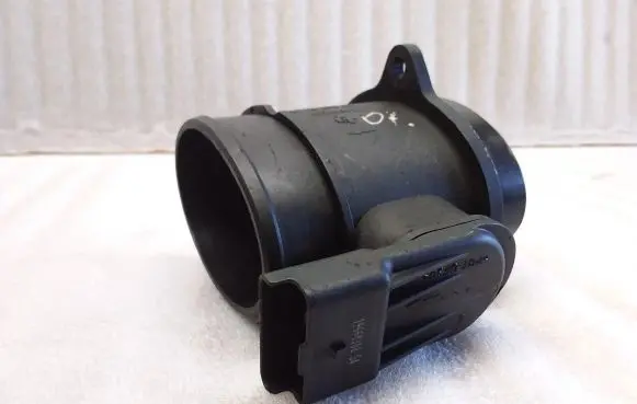 Citroen C3 Mass air flow meter 9650010780