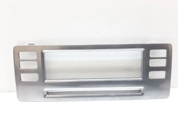 Volvo V70 Radio/GPS head unit trim 1303415