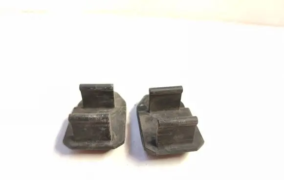 BMW 5 E39 Radiator mount bracket 