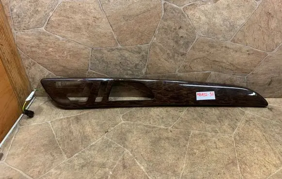 Mercedes-Benz GLE (W166 - C292) Front door trim (molding) A0009067000