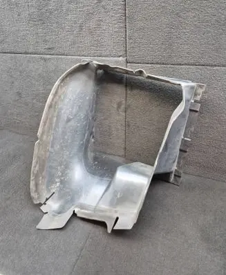 Audi Q7 4M Intercooler air guide/duct channel 4M0145334G