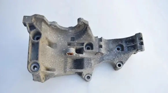 Audi A6 S6 C6 4F Engine mounting bracket 036903143D
