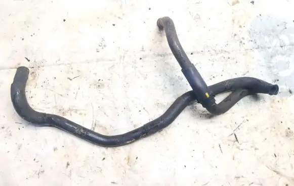 Mazda CX-7 Engine coolant pipe/hose